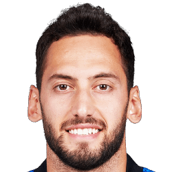 صورة اللاعب هاكن كالهانغولو من تركيا